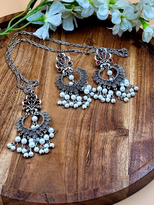 Red Stone Studded and Beaded Oxidized Long Pendant Set