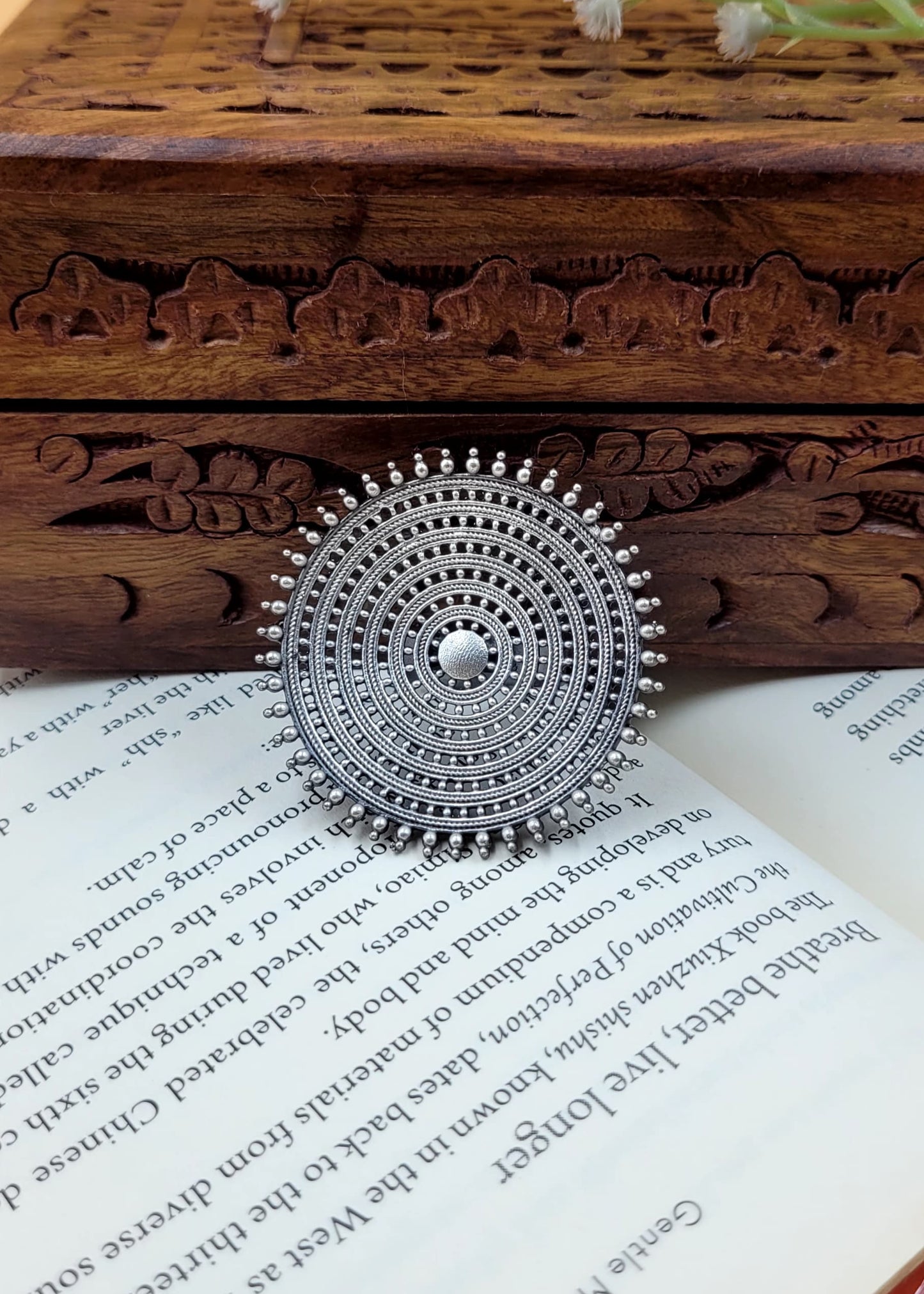 Adjustable Cocktail Brass Finger Ring