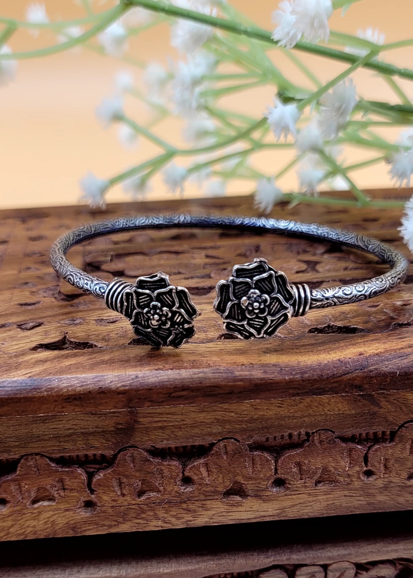 Rosy Leaf Silver Oxidized Slip On Bracelet