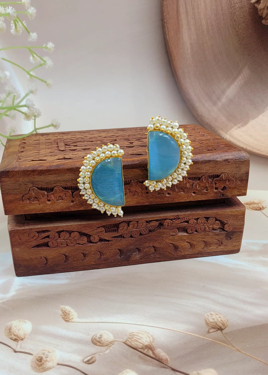 Half Moon Sky Blue Monalisa Stone Bead Layared