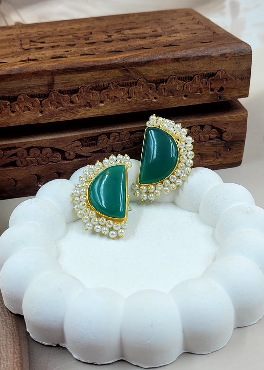 Half Moon Green Monalisa Stone Bead Layared