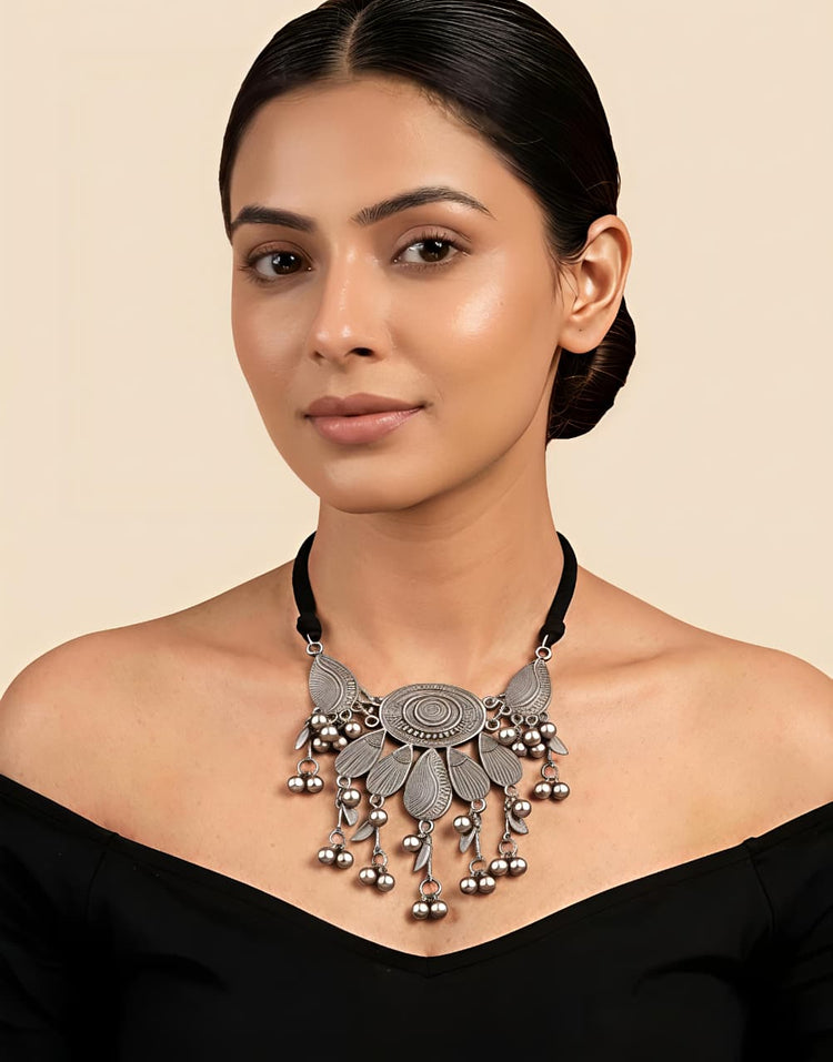 Neckless