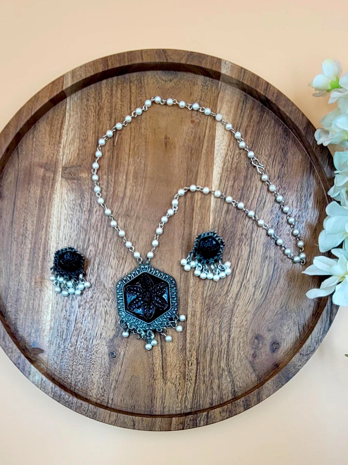 Black Stone Carved Long Beaded Necklace Set