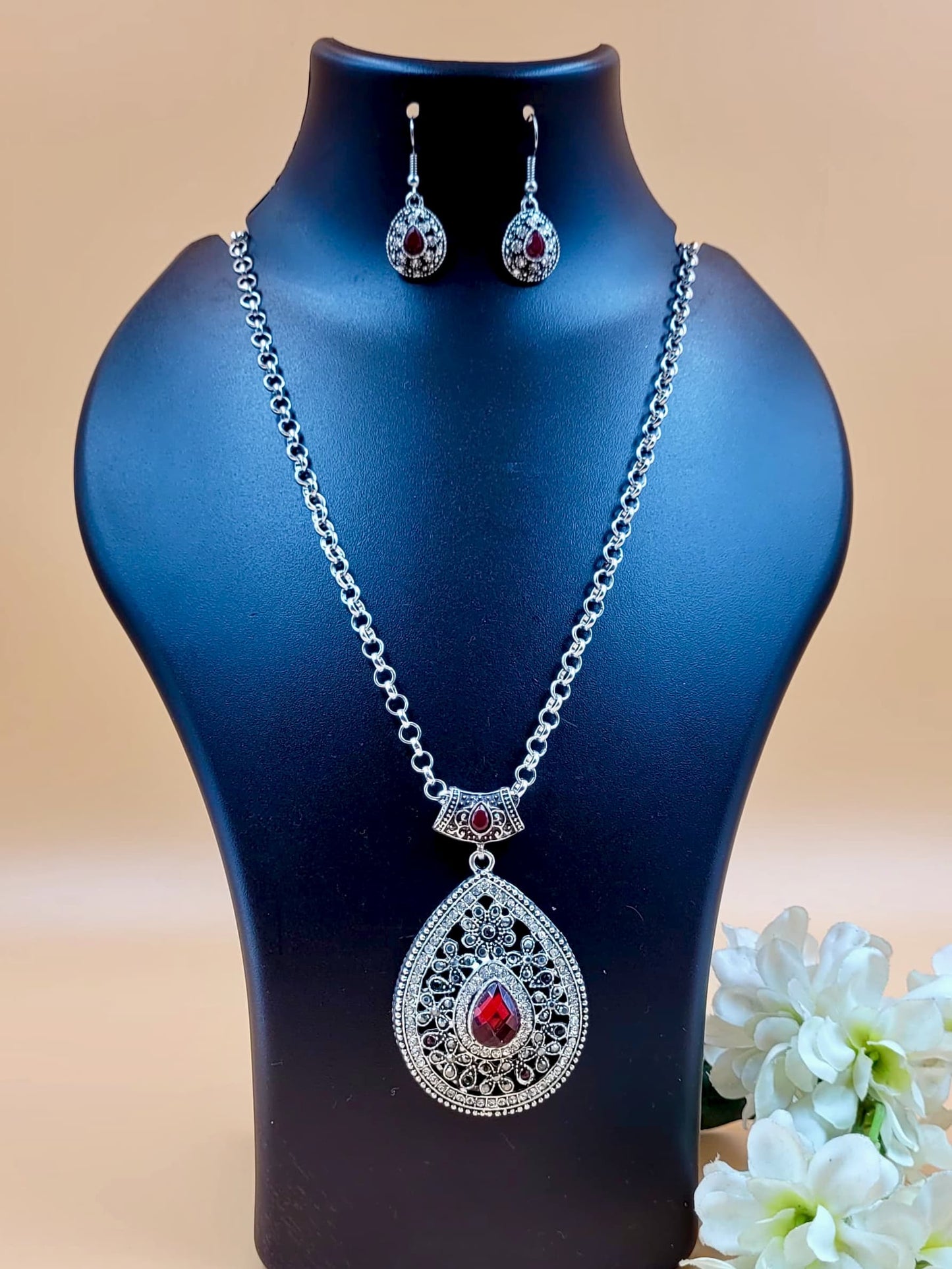 Red Pear Shaped Stone with Crystal alike Stone Layered Long Chain with Drop Stone Earrings