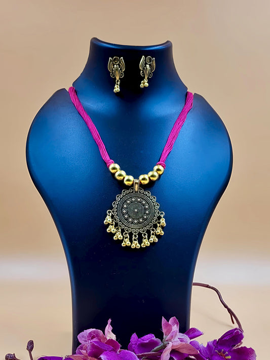 Oxidized Gold Toned Pink Thread Choker Necklace Set .
