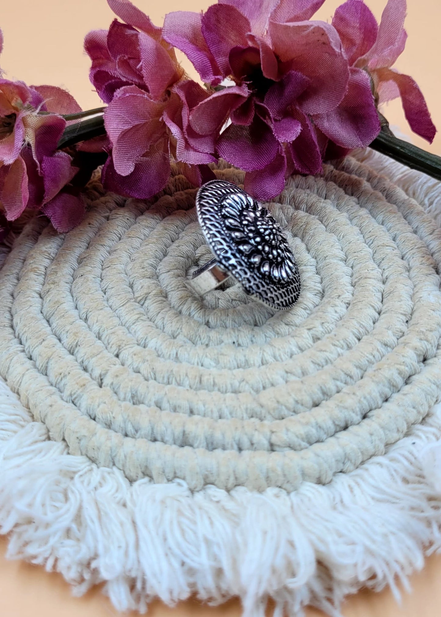 Adjustable Light Weight Oxidized Finger Ring