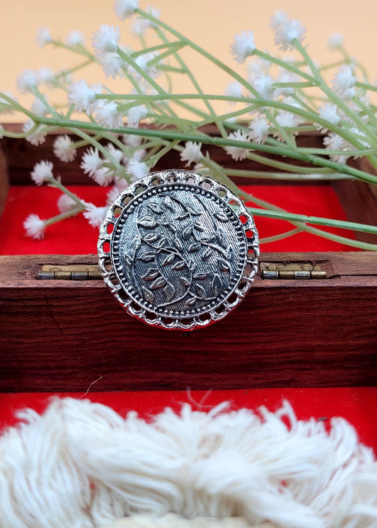 Adjustable Leafy Floral Oxidized Finger Ring