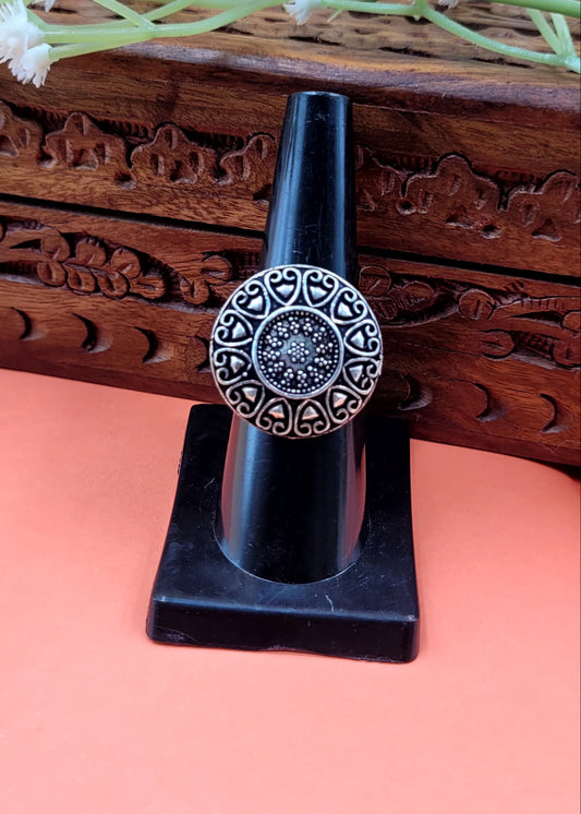 Adjustable Heart Designed Oxidized Finger Ring