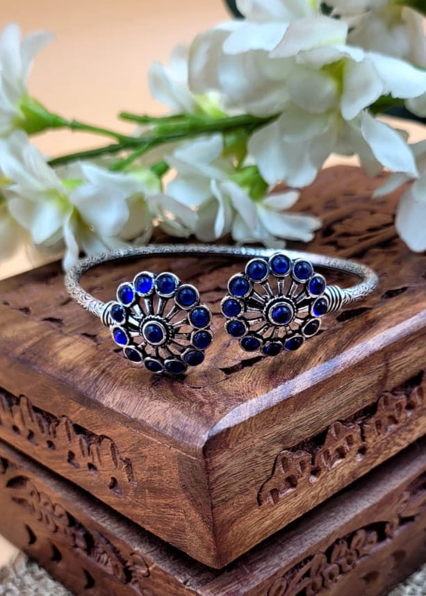 Blue Stone Studded Floral Oxidized Bracelet