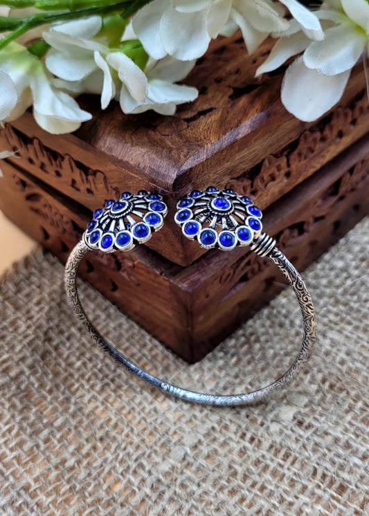 Blue Stone Studded Floral Oxidized Bracelet