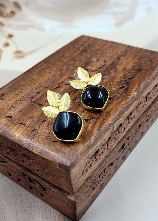 Gold Brass Three Leave Stud