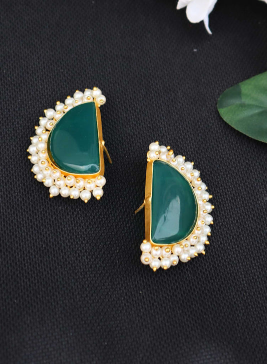Half Moon Green Monalisa Stone Bead Layared