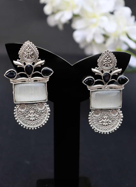 Translucent Monalisa Stone Handcrafted Silver Look Stud Earrings